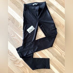 AIKO legging in black with sheen, sz M